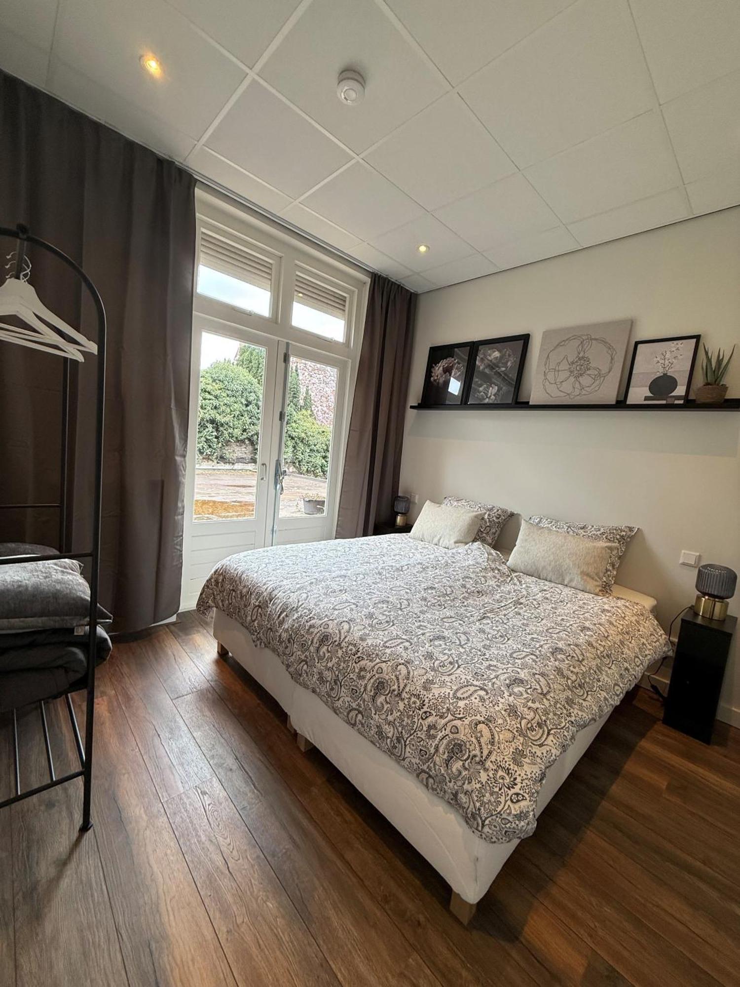 Bnb Bruxelles - Studios & Apartments Венло Экстерьер фото